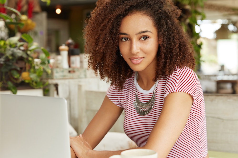 Décrocher son Diplôme Assistant De Vie aux Familles (ADVF) : un métier d'avenir et de passion