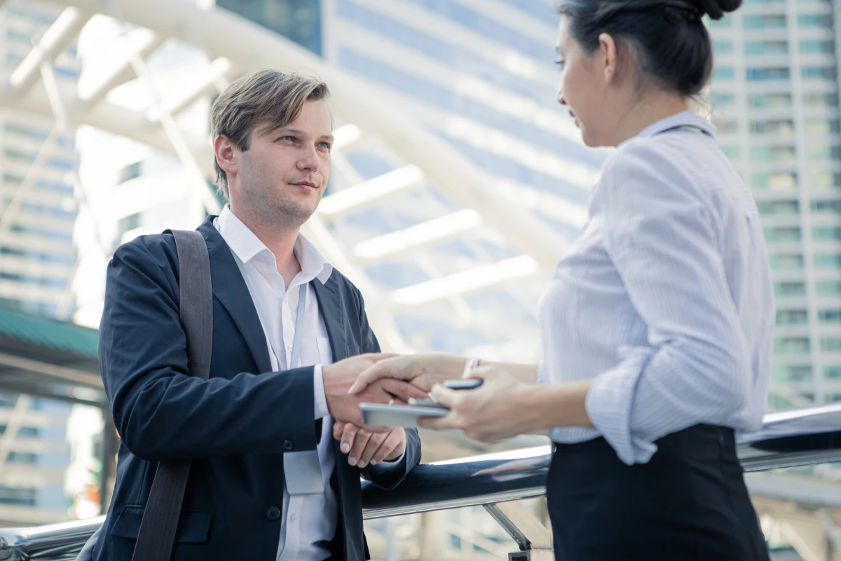 Achat de fonds de commerce : un investissement stratégique et complexe